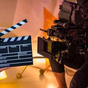 الفيلم من الفكرة إلى السيناريو: منهج احترافي لبناء النص الدرامي